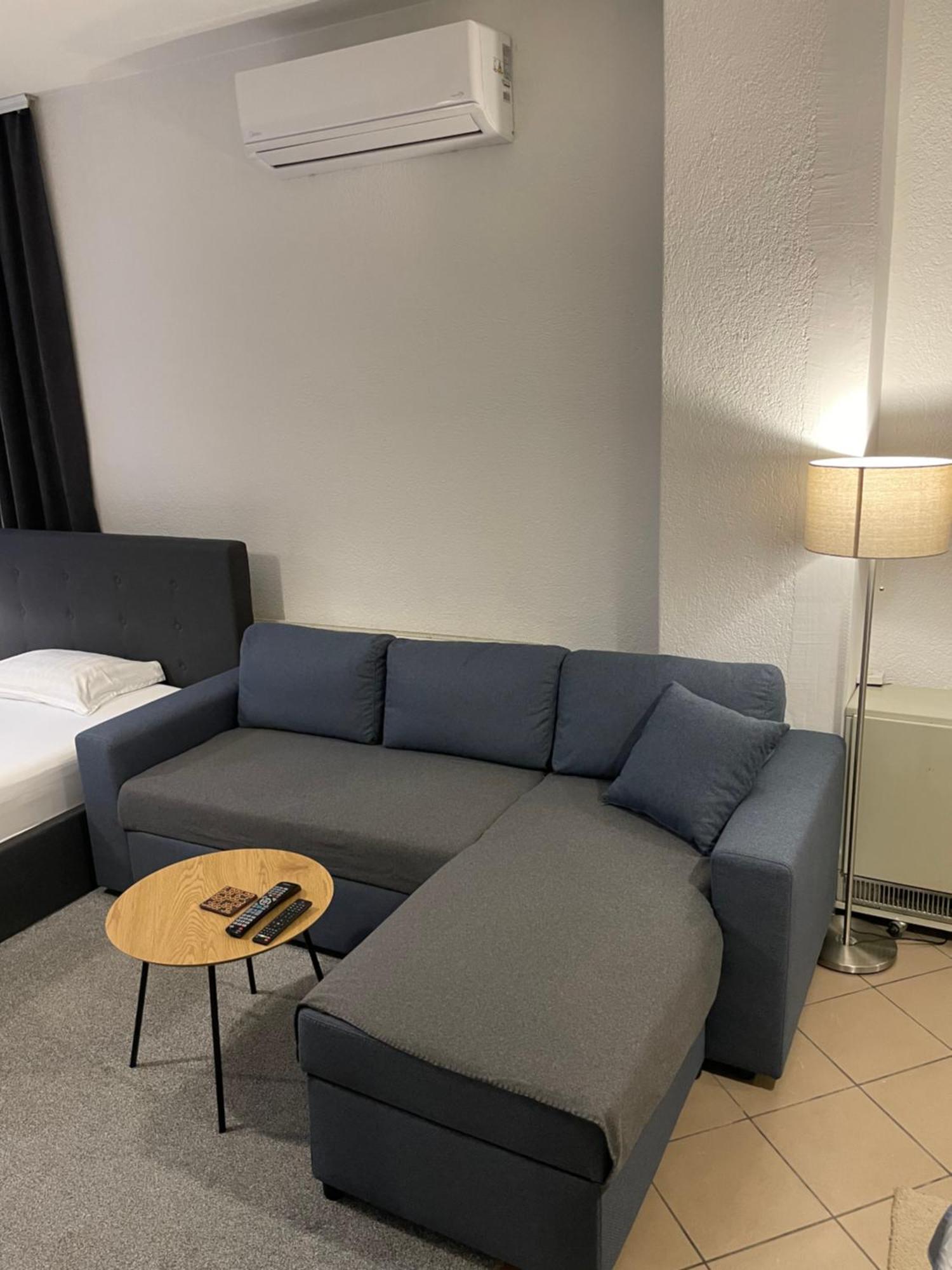 Friendly Rent Lejlighed Pristina Eksteriør billede